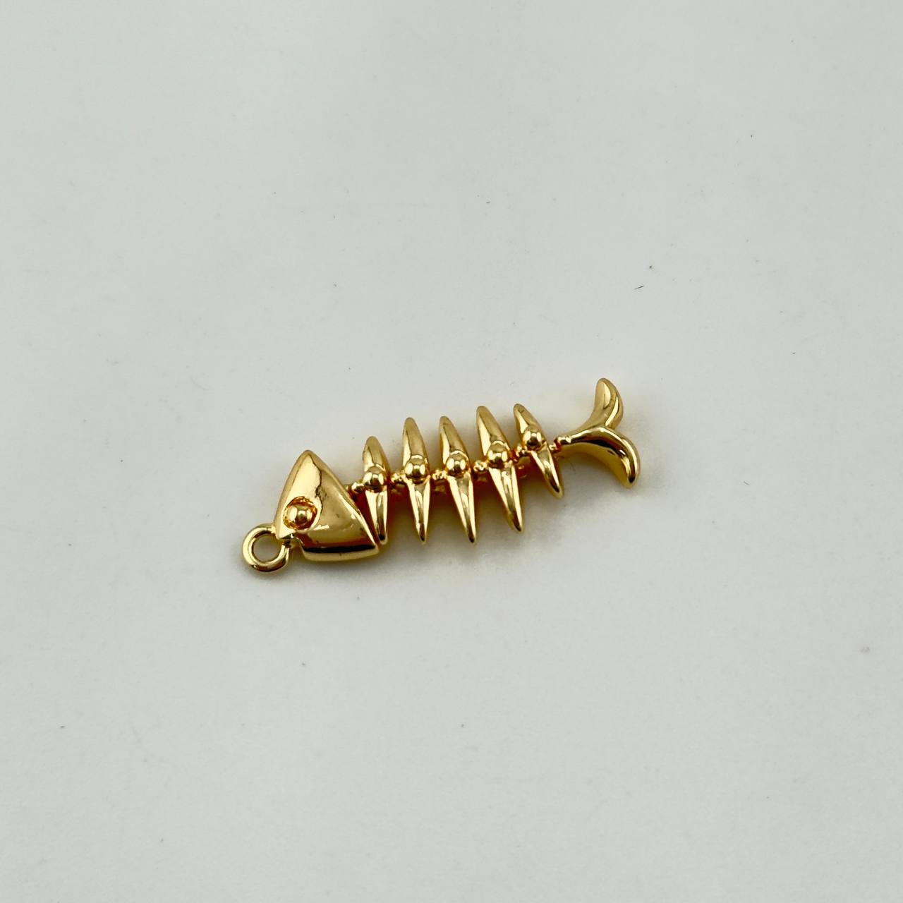 Подвеска скелет рыбы размер 10*27,8мм цвет золото