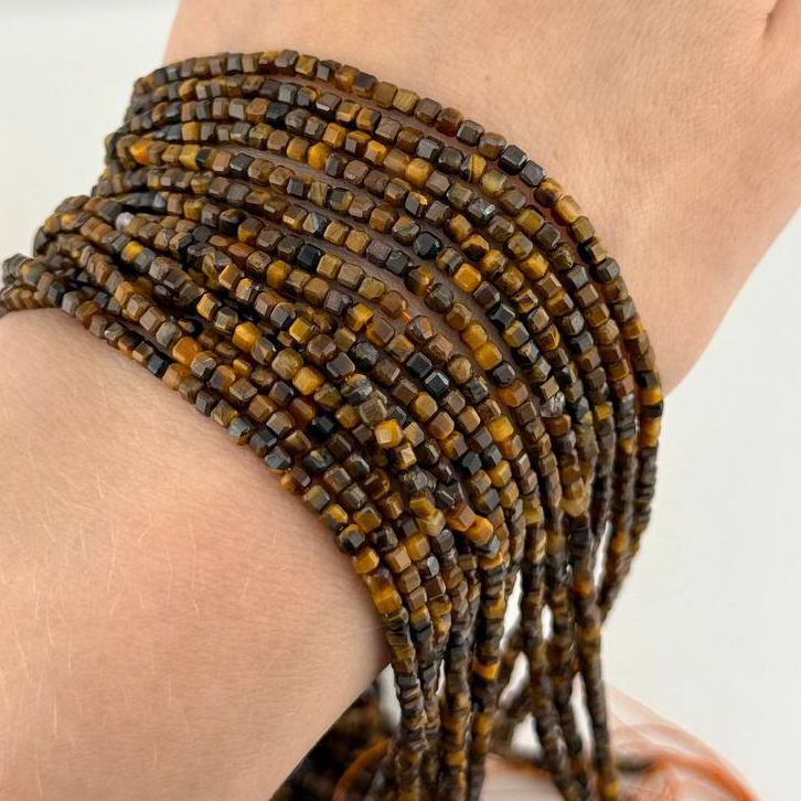 Бусины Тигровый глаз АА граненый кубик размер  2,5мм